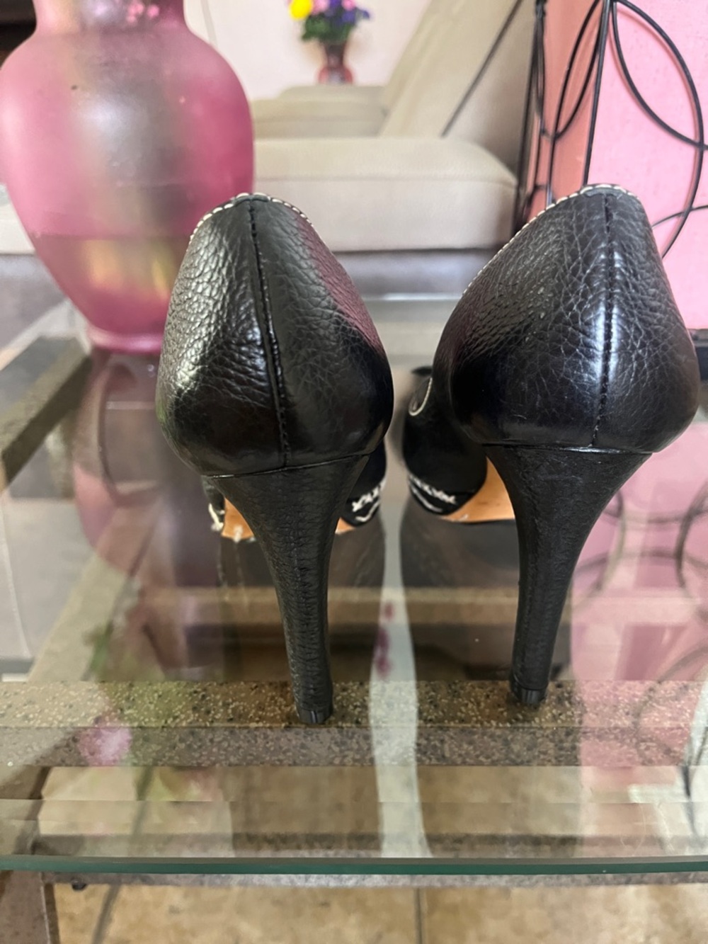 SCHUTZ Black Peep-Toe Bow Leather Pumps - Picture 6 of 6